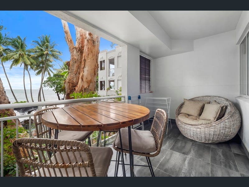 202/139 Williams Esplanade, Palm Cove — photo 1 of 5