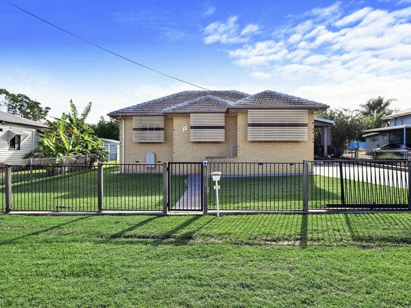 15 George Street, Maryborough — photo 1 of 5