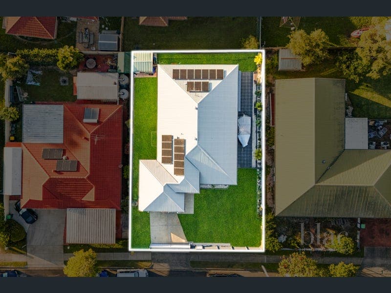 73 Bayview Terrace, Deception Bay — photo 1 of 5