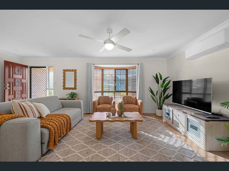 4 Sally Court, Capalaba — photo 1 of 5