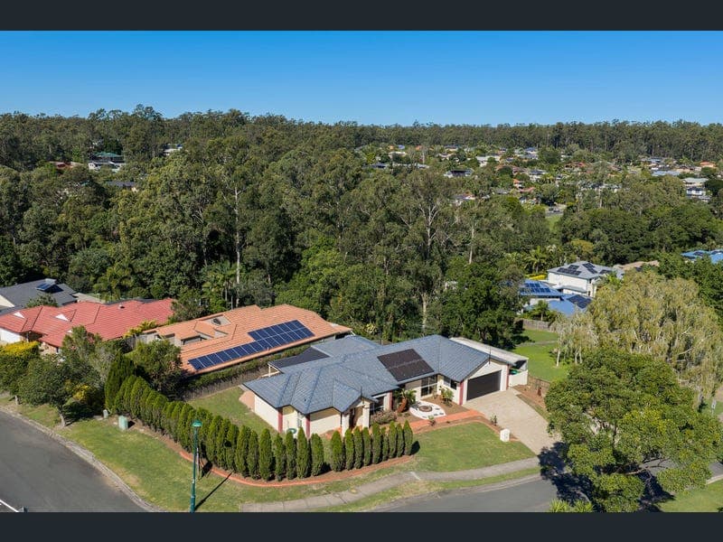 1 Bauple Street, Albany Creek — photo 1 of 5