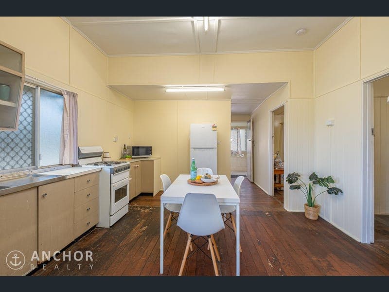 15 Hughes Terrace, Gympie — photo 1 of 5