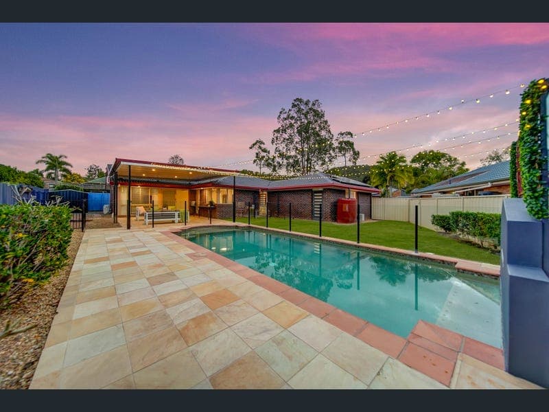 4 Viscosa Court, Cornubia — photo 1 of 5