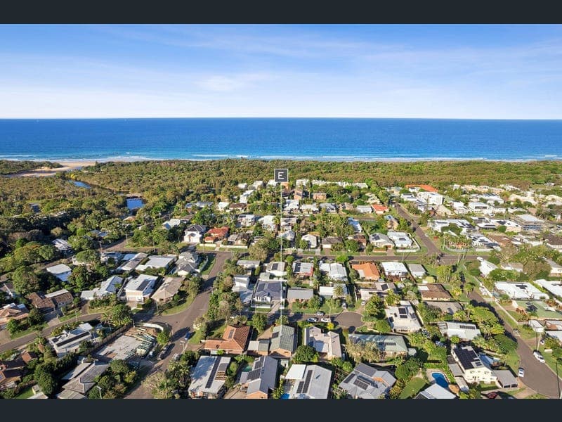 4 Dalmor Court, Coolum Beach — photo 1 of 5