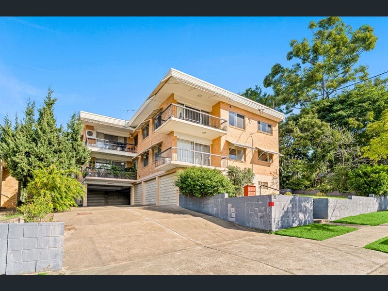 1/20 Grove Street, Toowong — photo 1 of 5