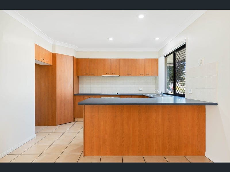 21 Medici Place, Forest Lake — photo 1 of 5