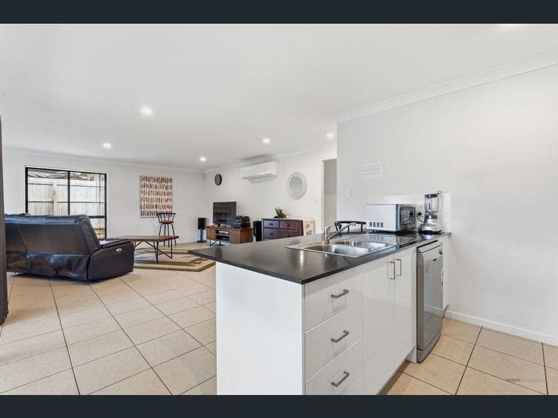 11 Gregor Crescent, Coomera — photo 1 of 5