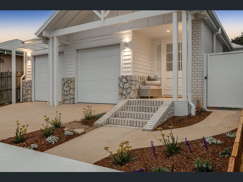 1/63 Wooldridge Street, Mount Lofty — photo 1 of 5
