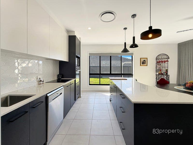 3 Shoalhaven Street, Plainland — photo 1 of 5