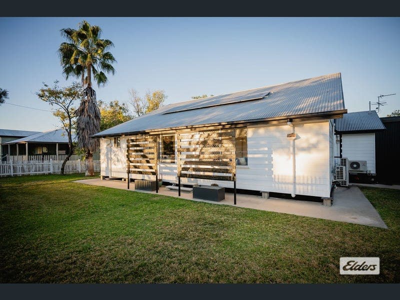 49 Northern Road, Roma — photo 1 of 5