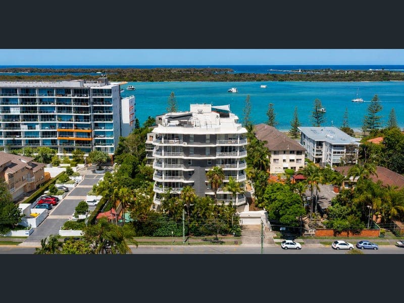 1/15 Brighton Street, Biggera Waters — photo 1 of 5