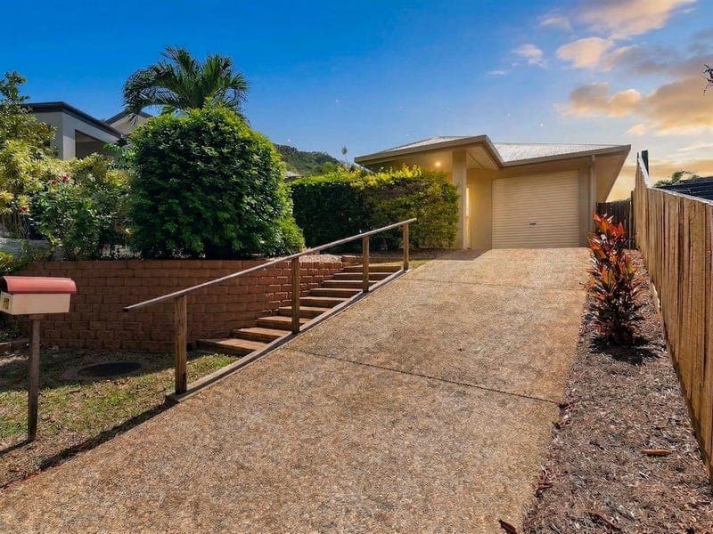 75 Moresby Street, Trinity Beach — photo 1 of 5