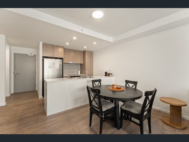 30510/2 Main Street, Varsity Lakes — photo 1 of 5
