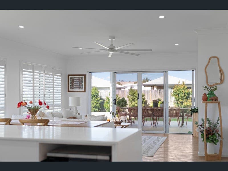 13 Treetops Way, Parkhurst — photo 1 of 5