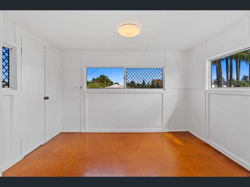 99 Churchill Street, Maryborough — photo 1 of 5