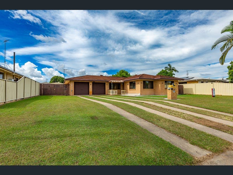 20 Strathdee Avenue, Bundaberg South — photo 1 of 5