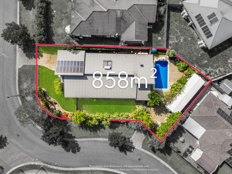 5-9 Hilltop Crescent, Flagstone — photo 1 of 5