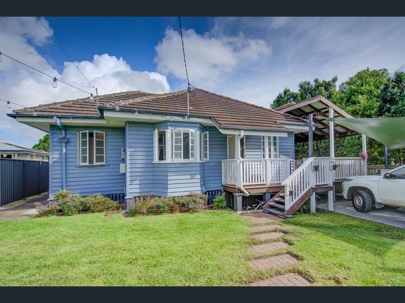 124 Jutland Street, Oxley — photo 1 of 5