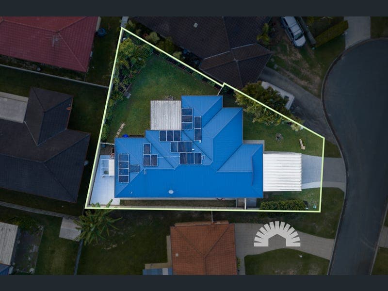13 Oasis Court, Morayfield — photo 1 of 5