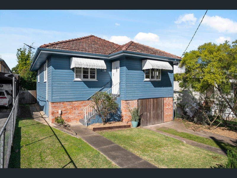 14 Wallace Street, Moorooka — photo 1 of 5