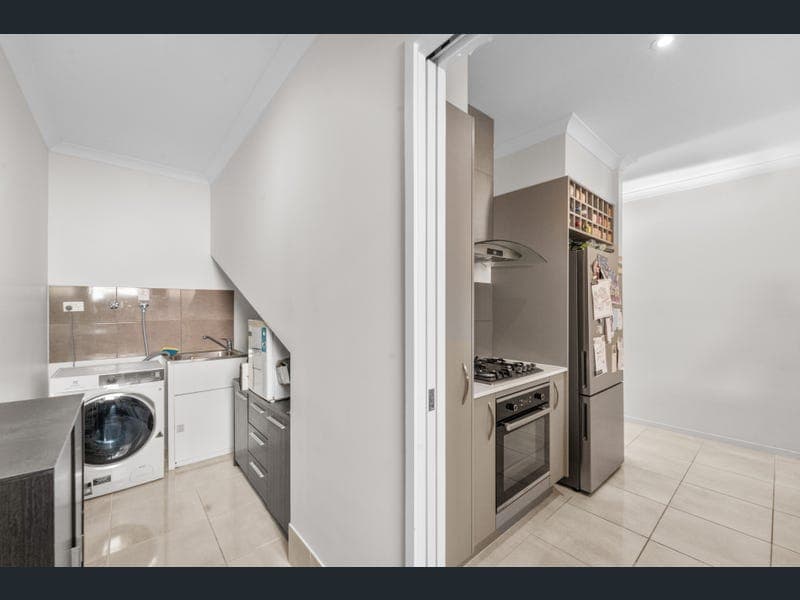 54 Blue Mountains Crescent, Fitzgibbon — photo 1 of 5