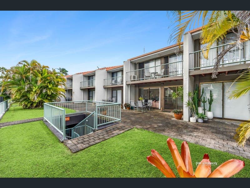 6/2-4 Solway Drive, Sunshine Beach — photo 1 of 5