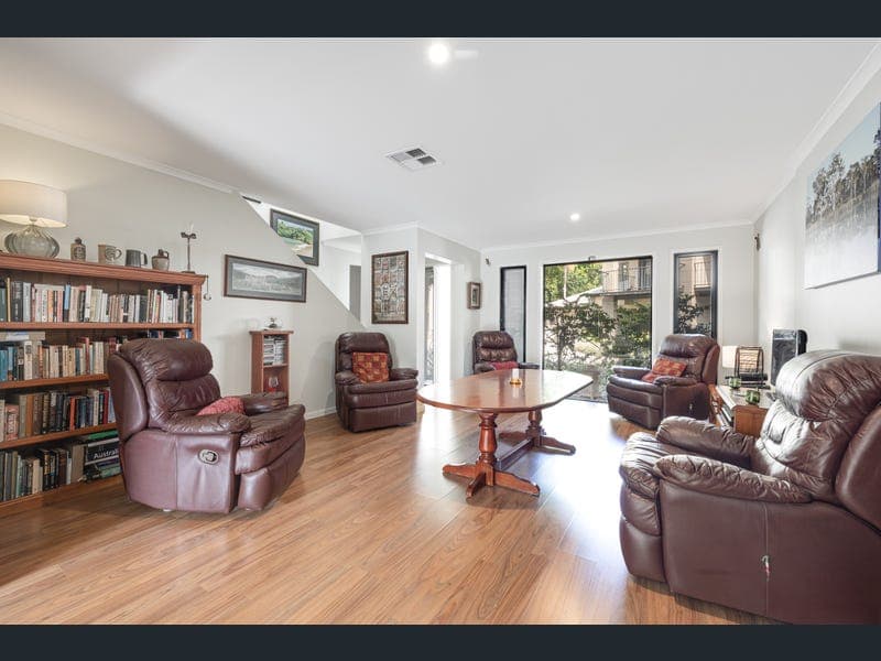 7/5 Bottlebrush Avenue, Bli Bli — photo 1 of 5