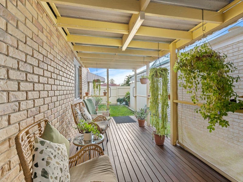 36 Sorrento Street, Wynnum West — photo 1 of 5