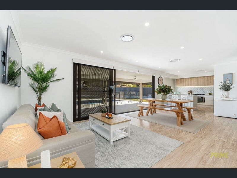 40 Blackpepper Avenue, Nikenbah — photo 1 of 5