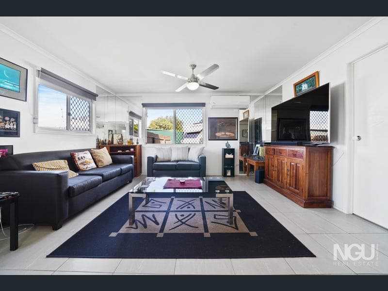 4 Catherine Street, Marsden — photo 1 of 5