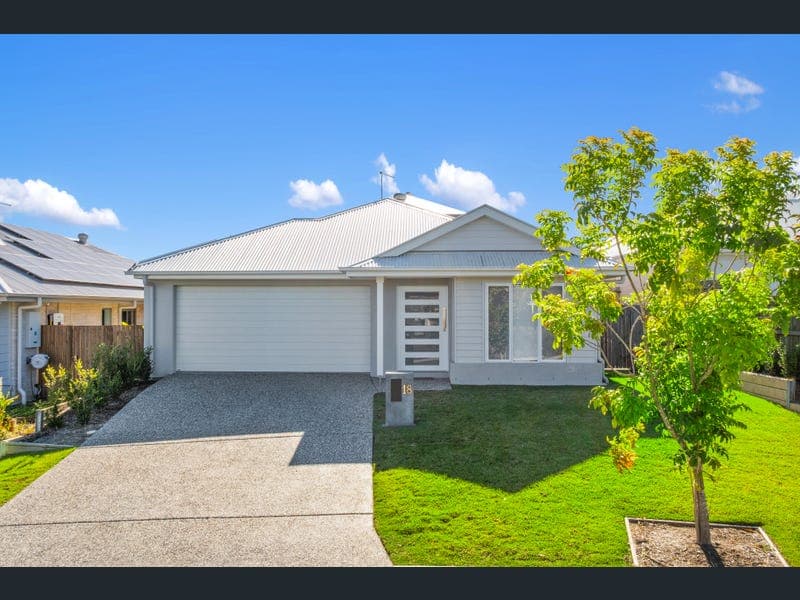 18 Prospect Street, Flagstone — photo 1 of 5