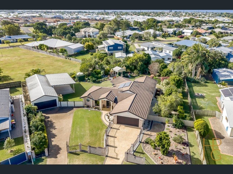 7 Clare Court, Innes Park — photo 1 of 5