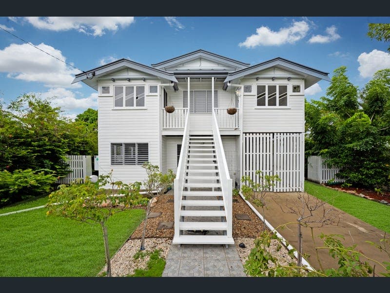 23 Garden Street, Mundingburra — photo 1 of 5