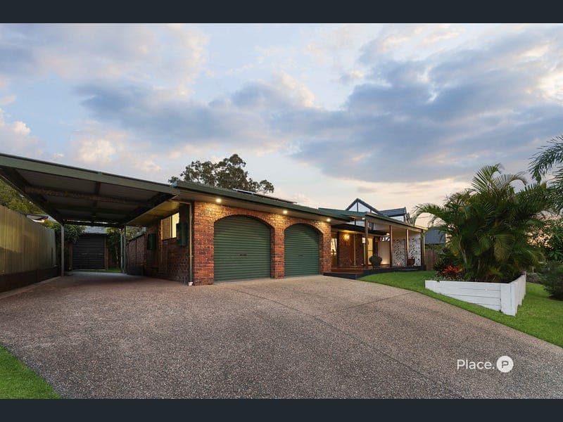 10 Cornwall Crescent, Alexandra Hills — photo 1 of 5