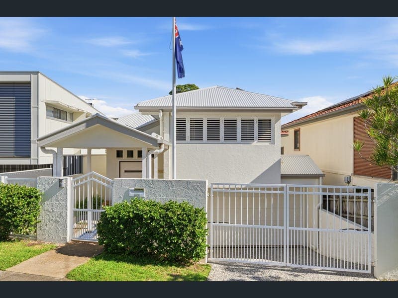 363 Swann Road, St Lucia — photo 1 of 5