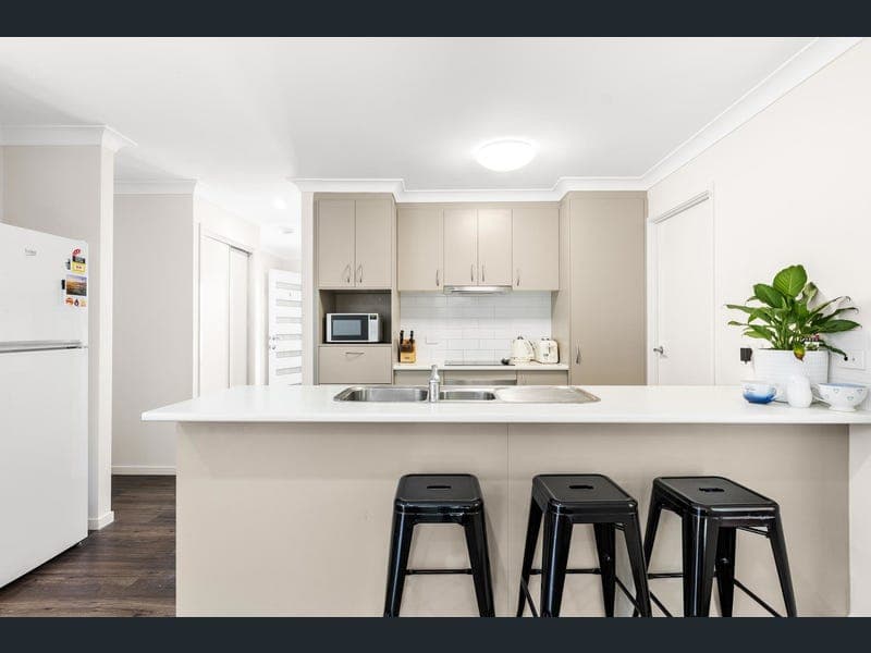 2/90a North Street, North Toowoomba — photo 1 of 5