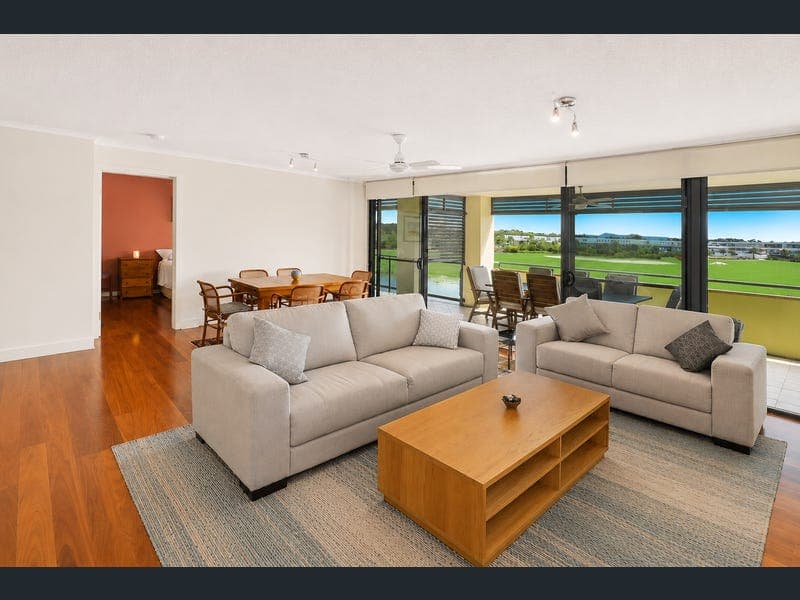 22/1 Millennium Circuit, Pelican Waters — photo 1 of 5