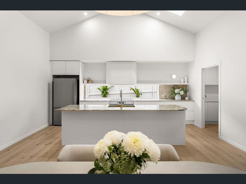 374 Birkdale Road, Wellington Point — photo 1 of 5