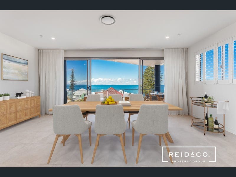 9/35 Prince Edward Pde, Redcliffe — photo 1 of 5