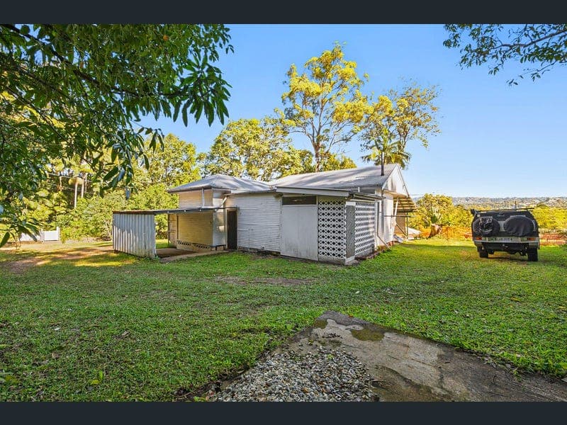 18A Aspland Street, Nambour — photo 1 of 5