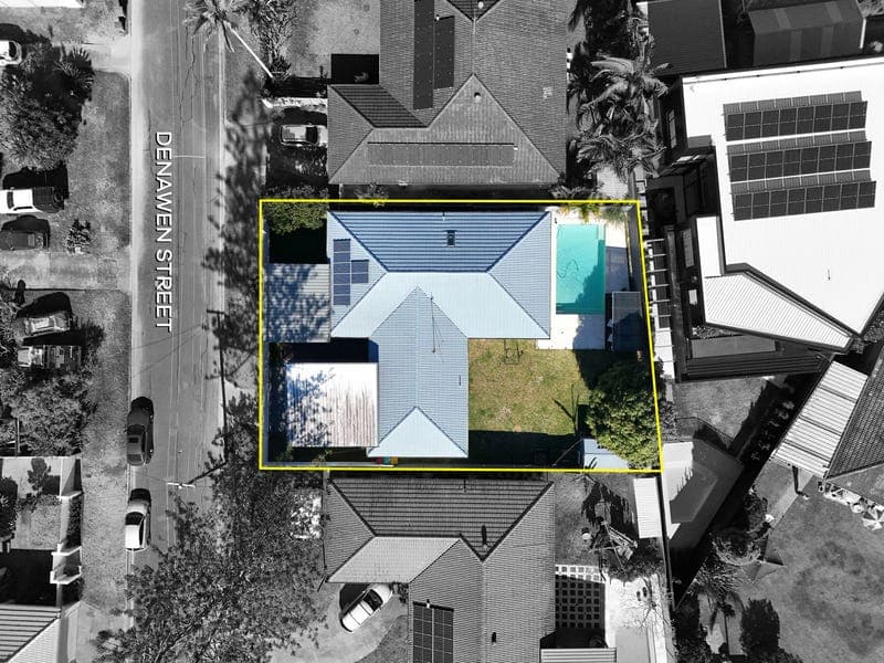 10 Denawen Street, Palm Beach — photo 1 of 5