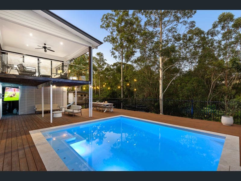 17 Lysterfield Rise, Upper Coomera — photo 1 of 5