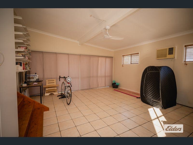 1 Wright Street, Roma — photo 1 of 5