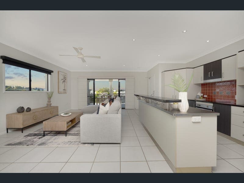 4/56 Cook Street, North Ward — photo 1 of 5