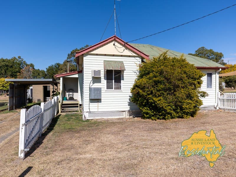 20 LEICHHARDT STREET, Mundubbera — photo 1 of 5