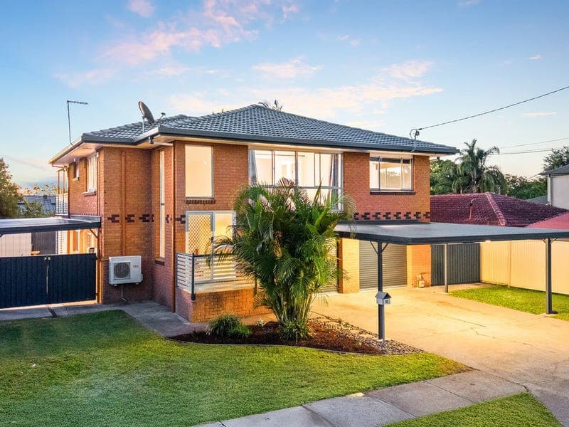 12 Phaius Street, Acacia Ridge — photo 1 of 5