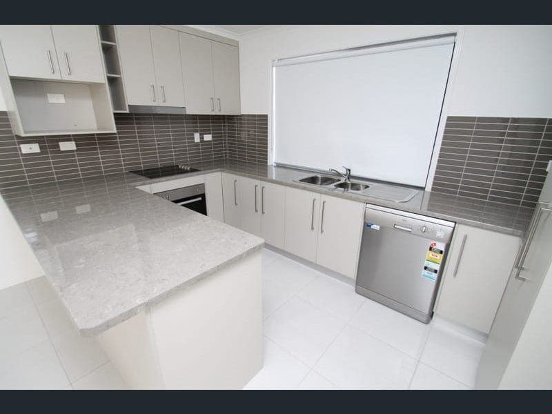 1 Brando Lane, West Gladstone — photo 1 of 5