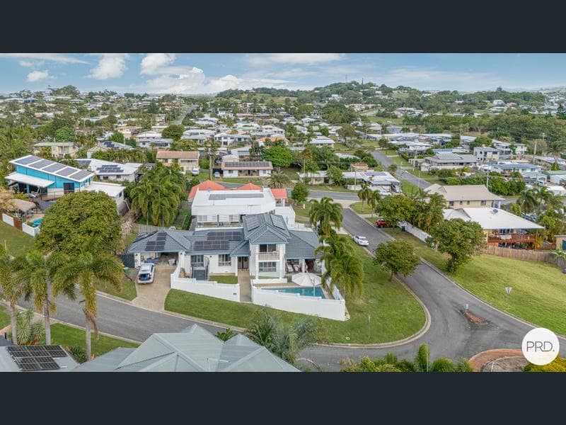 6 Sailaway Drive, Eimeo — photo 1 of 5