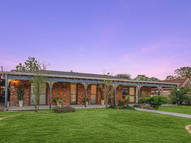 7 Tana Street, Westlake — photo 1 of 5