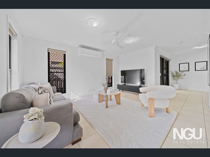 7/39-41 Ariel Avenue, Kingston — photo 1 of 5